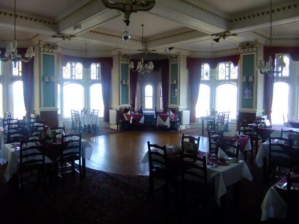 De Paris Hotel 3*